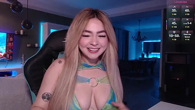 OriannaFox online show from March 29, 2026, 7:37 pm