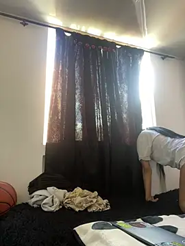 jadee8 online show from January 18, 2026, 3:04 pm