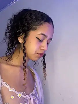 Snapshot of jadee8 chatting on November 27, 2025, 6:08 pm jadee8 online show from November 27, 2025, 6:08 pm