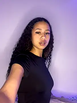 Snapshot of jadee8 chatting on October 11, 2025, 2:45 am jadee8 online show from October 11, 2025, 2:45 am