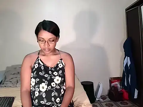 indiansweetflava online show from January 8, 2026, 5:35 am