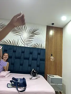 Sweet vicky hot online show from May 8, 2026, 7:06 pm
