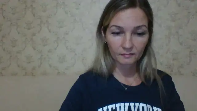 Snapshot of sweetriki chatting on November 18, 2025, 6:55 pm sweetriki online show from November 18, 2025, 6:55 pm