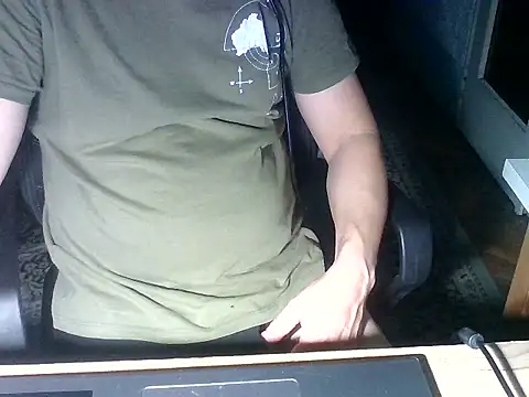 Snapshot of zee06 chatting on December 3, 2025, 9:14 pm zee06 online show from December 3, 2025, 9:14 pm