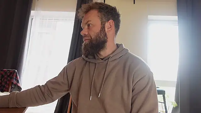 Stewart Barnz online show from April 29, 2026, 8:18 am