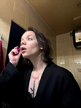 Snapshot of enchanting_chloe chatting on October 10, 2025, 5:47 pm enchanting chloe online show from October 10, 2025, 5:47 pm