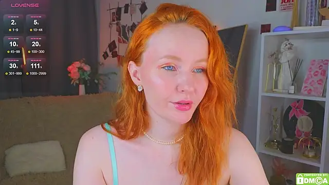 Snapshot of JoyceJones chatting on November 29, 2025, 8:09 pm JoyceJones online show from November 29, 2025, 8:09 pm