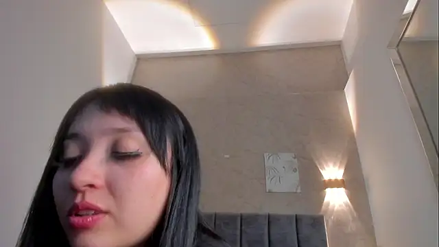 Snapshot of Lunaa_bellaa chatting on February 20, 2026, 7:38 pm Lunaa bellaa online show from February 20, 2026, 7:38 pm
