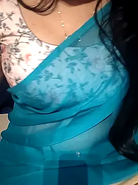 Snapshot of Anuforyou19 chatting on November 13, 2025, 5:17 pm Anuforyou19 online show from November 13, 2025, 5:17 pm