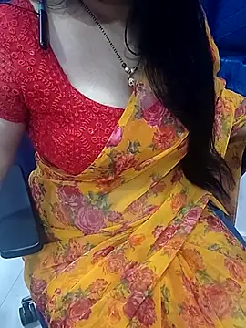 Snapshot of Anuforyou19 chatting on November 3, 2025, 4:43 pm Anuforyou19 online show from November 3, 2025, 4:43 pm