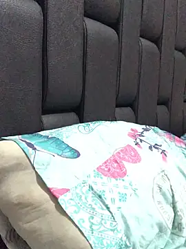 sweetdulcexxx online show from March 28, 2026, 9:05 pm