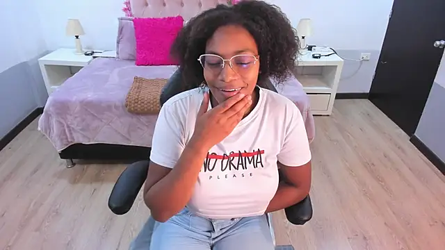 Snapshot of ebony_fantasy2 chatting on October 16, 2025, 12:13 pm ebony fantasy2 online show from October 16, 2025, 12:13 pm