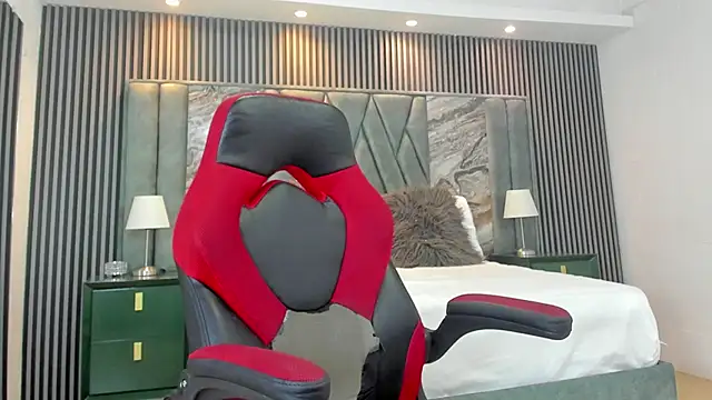 Snapshot of Michael_blue chatting on September 19, 2025, 7:51 pm Michael blue online show from September 19, 2025, 7:51 pm