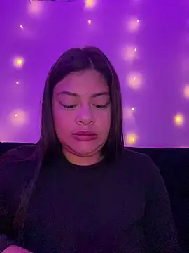 NattashaMore 0719 online show from December 5, 2025, 2:43 am