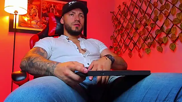 DIMITRI MASTEER online show from December 1, 2025, 8:21 pm