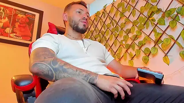 DIMITRI MASTEER online show from January 7, 2026, 7:41 pm