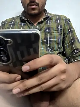 Snapshot of joywithzara chatting on October 14, 2025, 1:01 pm joywithzara online show from October 14, 2025, 1:01 pm