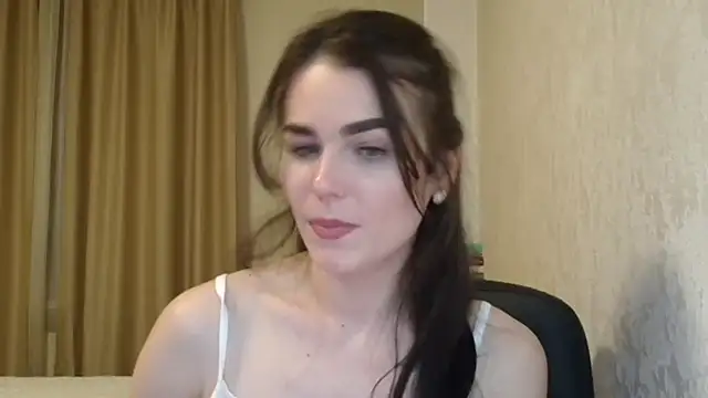 Silviaa a online show from March 10, 2026, 8:13 pm