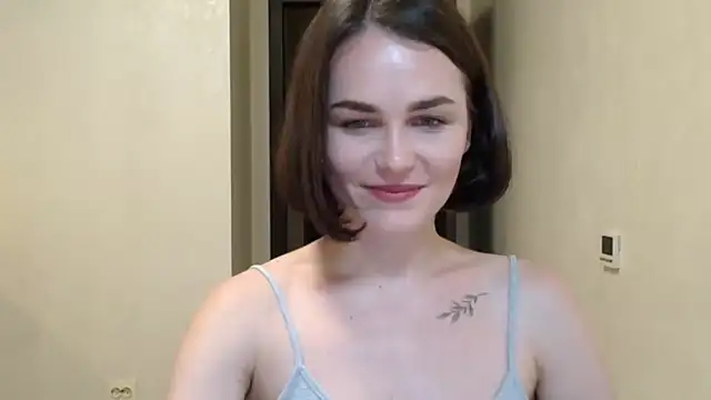 Snapshot of Silviaa_a chatting on June 24, 2026, 8:50 pm Silviaa a online show from June 24, 2026, 8:50 pm