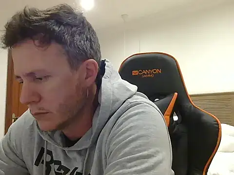 TroyDieselXXX online show from April 19, 2026, 6:10 pm