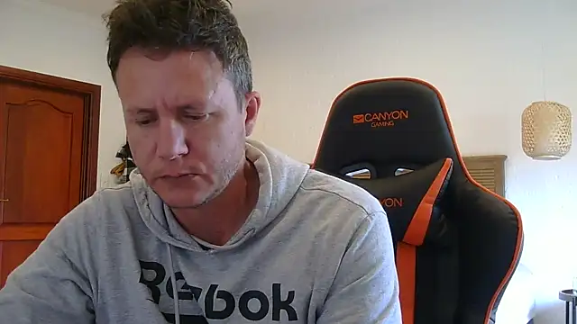 TroyDieselXXX online show from February 26, 2026, 5:29 am