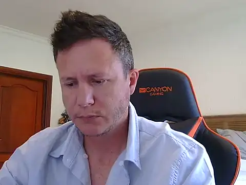 TroyDieselXXX online show from January 14, 2026, 5:44 am