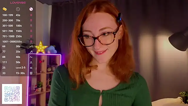 VeronaHascall online show from October 21, 2025, 5:07 am