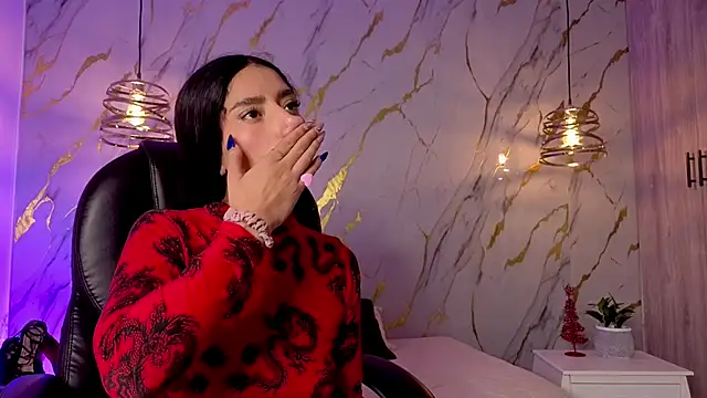 Scaarlettfox online show from February 18, 2026, 7:32 pm