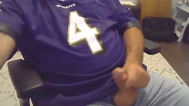 Snapshot of cyclone1212 chatting on November 24, 2025, 10:26 am cyclone1212 online show from November 24, 2025, 10:26 am