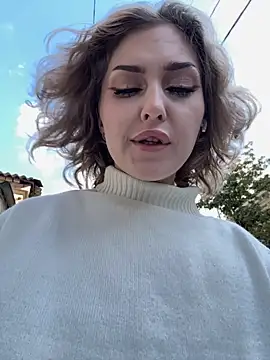 Snapshot of KellyKeler chatting on September 21, 2025, 11:59 am KellyKeler online show from September 21, 2025, 11:59 am