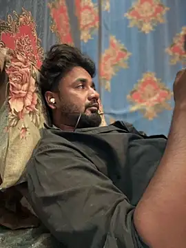 Snapshot of Munny6677 chatting on September 17, 2025, 8:11 pm Munny6677 online show from September 17, 2025, 8:11 pm