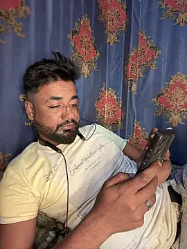 Snapshot of Munny6677 chatting on November 21, 2025, 11:37 pm Munny6677 online show from November 21, 2025, 11:37 pm