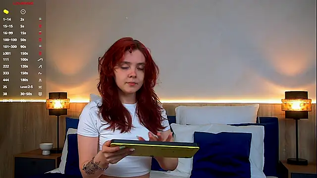 Nora  Ray online show from April 21, 2026, 8:04 pm