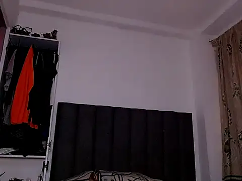 Snapshot of saara_johnson496 chatting on June 3, 2026, 12:00 am saara johnson496 online show from June 3, 2026, 12:00 am