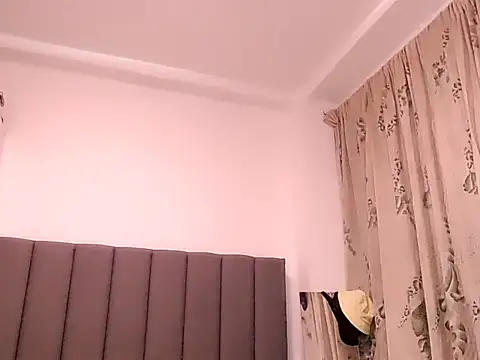 Snapshot of saara_johnson496 chatting on May 15, 2026, 11:14 pm saara johnson496 online show from May 15, 2026, 11:14 pm