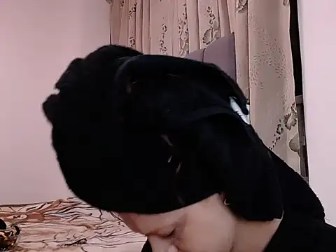 saara johnson496 online show from April 19, 2026, 12:55 am