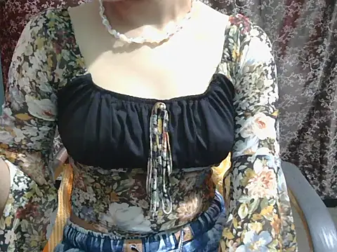 Snapshot of lovely_soniya chatting on July 28, 2026, 5:59 am lovely soniya online show from July 28, 2026, 5:59 am