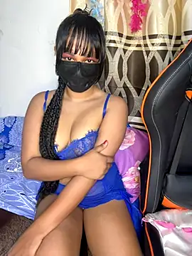 Snapshot of Ariana__Marie chatting on November 17, 2025, 10:58 pm Ariana Marie online show from November 17, 2025, 10:58 pm