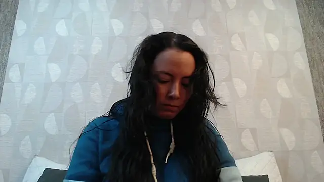 Snapshot of elamurray chatting on September 10, 2025, 11:09 am elamurray online show from September 10, 2025, 11:09 am