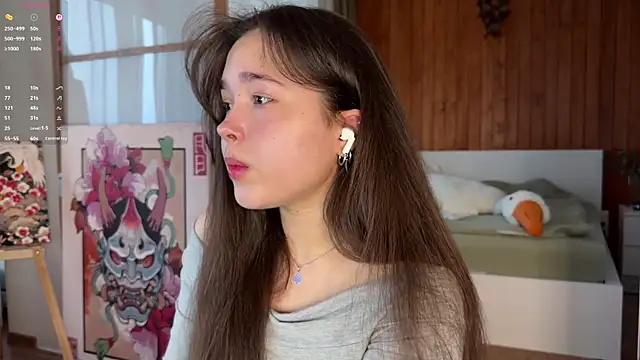 PlumyBun online show from April 13, 2026, 11:09 pm