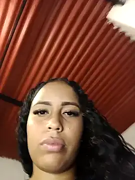 Snapshot of Fernanda30 chatting on November 15, 2025, 4:49 am Fernanda30 online show from November 15, 2025, 4:49 am