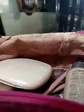 Snapshot of Fernanda30 chatting on November 5, 2025, 11:57 am Fernanda30 online show from November 5, 2025, 11:57 am