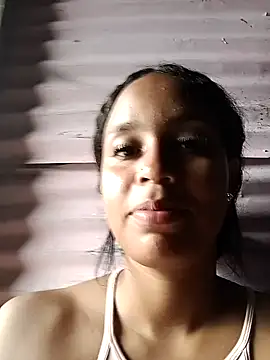 Snapshot of Fernanda30 chatting on September 21, 2025, 7:52 pm Fernanda30 online show from September 21, 2025, 7:52 pm