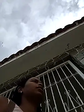 Snapshot of Fernanda30 chatting on November 23, 2025, 1:10 pm Fernanda30 online show from November 23, 2025, 1:10 pm