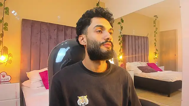 Ryan Jackson  online show from November 27, 2025, 4:46 am