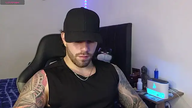 Ades Lowe online show from February 28, 2026, 5:51 am