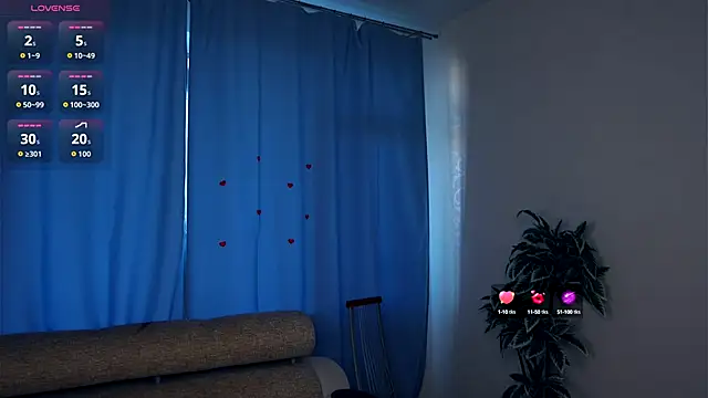 LoraDavi online show from September 16, 2025, 7:31 am