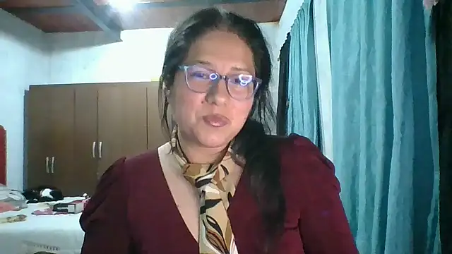 Snapshot of scarlett_widow_ chatting on September 21, 2025, 3:33 am scarlett widow online show from September 21, 2025, 3:33 am