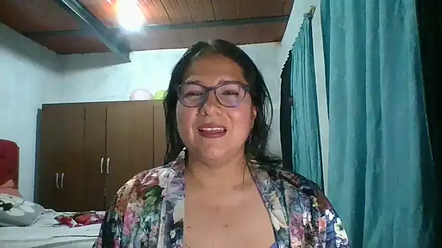 Snapshot of scarlett_widow_ chatting on September 25, 2025, 3:12 am scarlett widow online show from September 25, 2025, 3:12 am