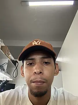 Oqui online show from March 16, 2026, 8:22 pm